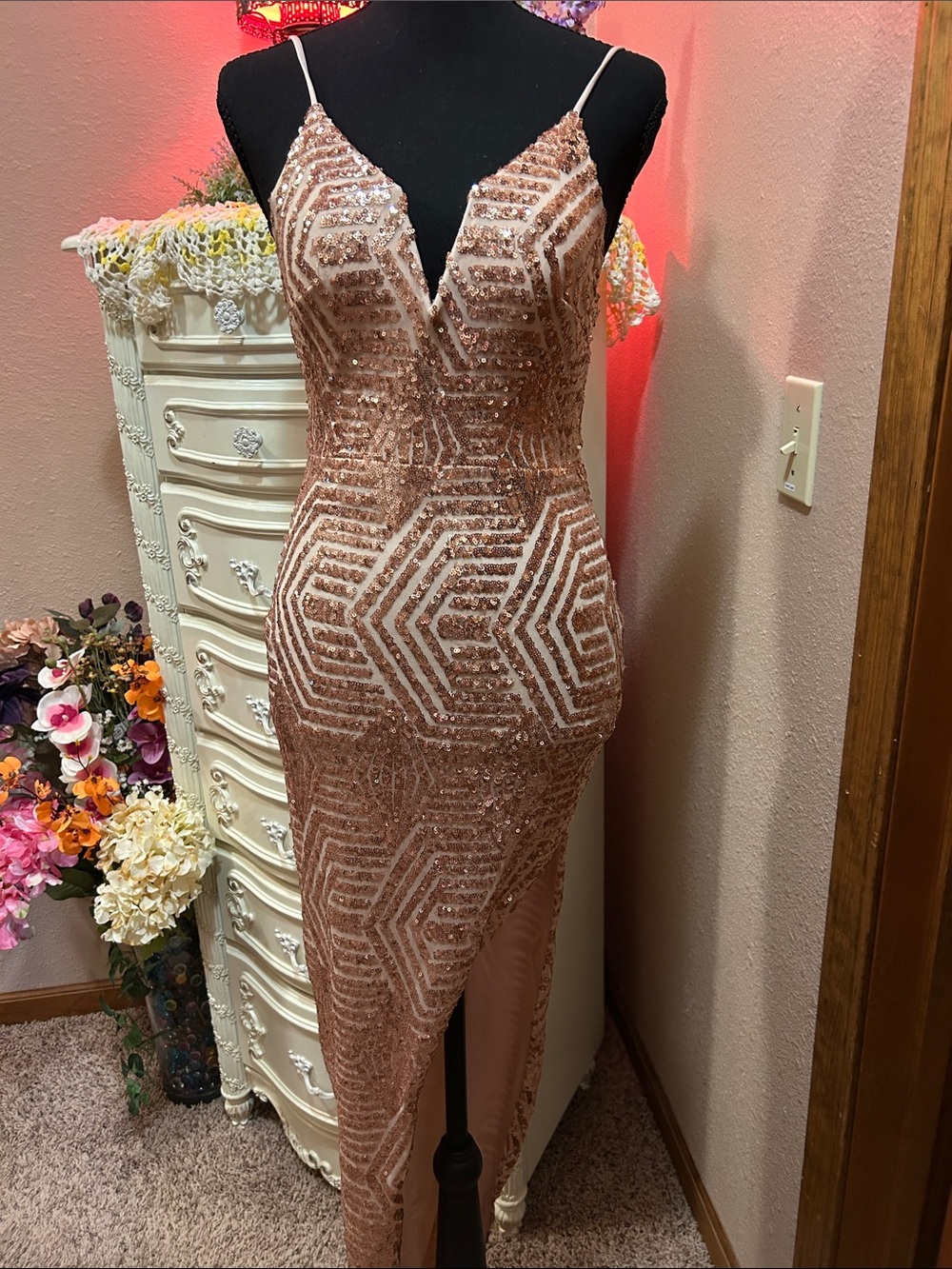 Sequin V-Neck Rose Gold Spaghetti Strap Evening Dress